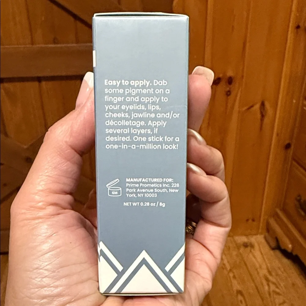 Pigment Blush in Red - Picture 3 of 4